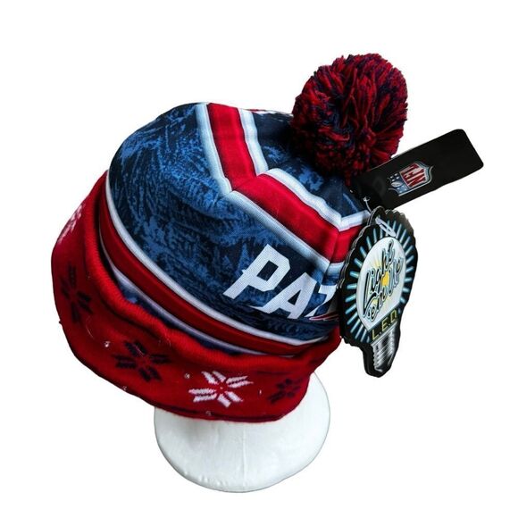 NFL New England Patriots Wordmark Lightup Knit Cap NWT - Picture 1 of 9